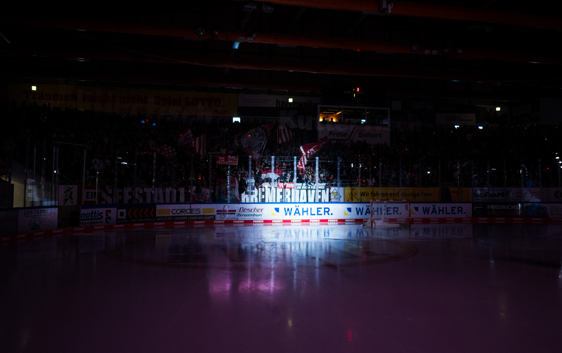 Fischtown Pinguins gegen Red Bull Mnchen – PENNY DEL