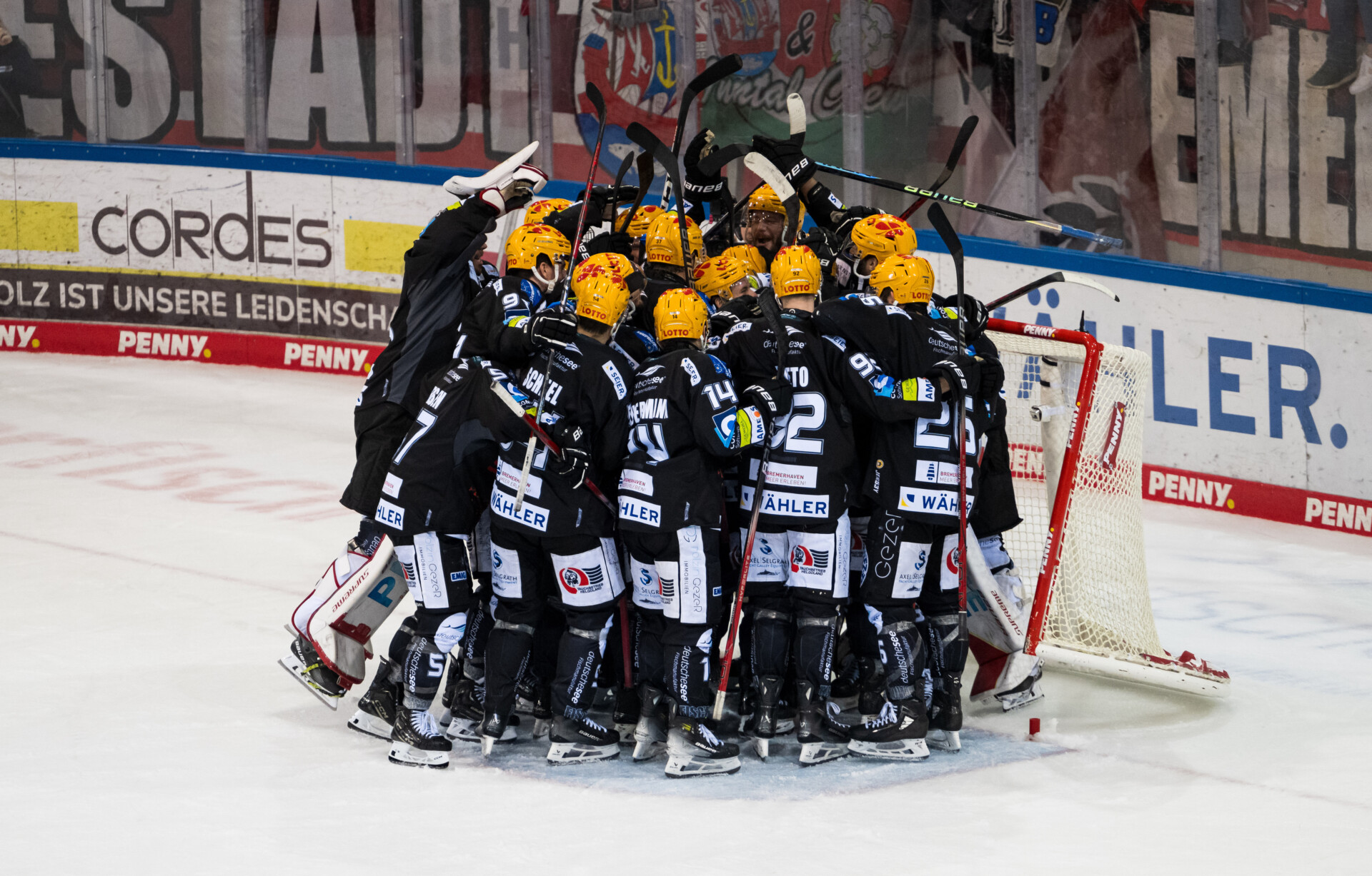 Fischtown Pinguins gegen Red Bull Mnchen – PENNY DEL