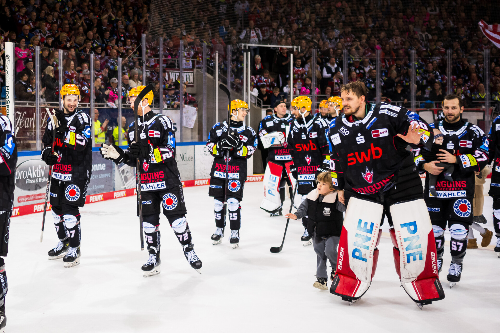 Pinguins Bremerhaven gegen Red Bull Mnchen – PENNY DEL