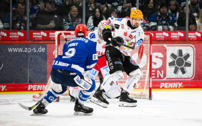 Pinguins beginnen das Spielwochenende auswärts – zu Gast in Schwenningen