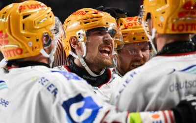 5:2 Erfolg in Köln – Pinguins starten die Aufholjagd und holen Spiel 5 nach Fischtown
