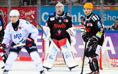 Spitzenspiel in der Eisarena: Fischtown Pinguins empfangen Tabellenführer Adler Mannheim