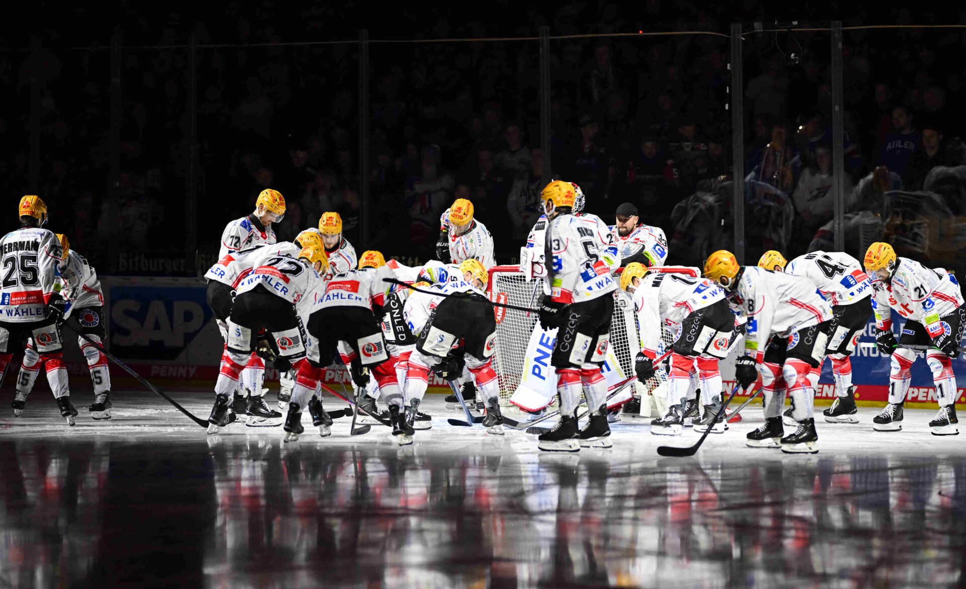 Adler Mannheim – Fischtown Pinguins Bremerhaven – PENNY DEL