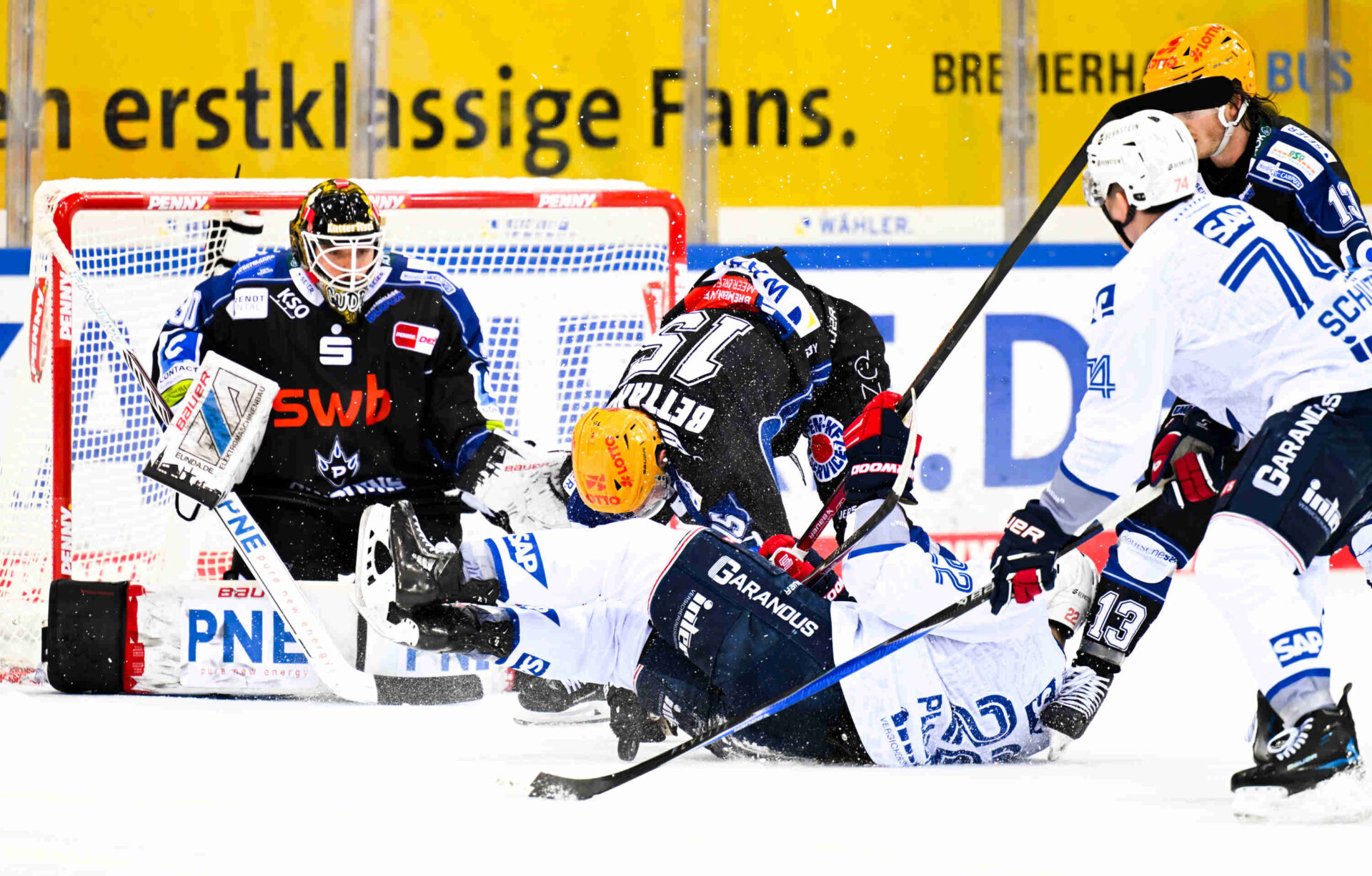 Fischtown Pinguins Bremerhaven – Adler Mannheim – PENNY DEL
